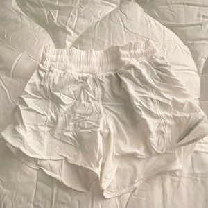 Lululemon Hotty Hot Short II Long 4”